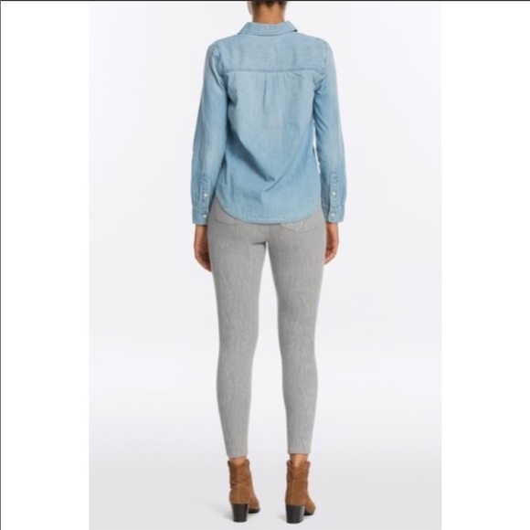 Spanx Jeansish Snake Print Leggings - Picture 5 of 8